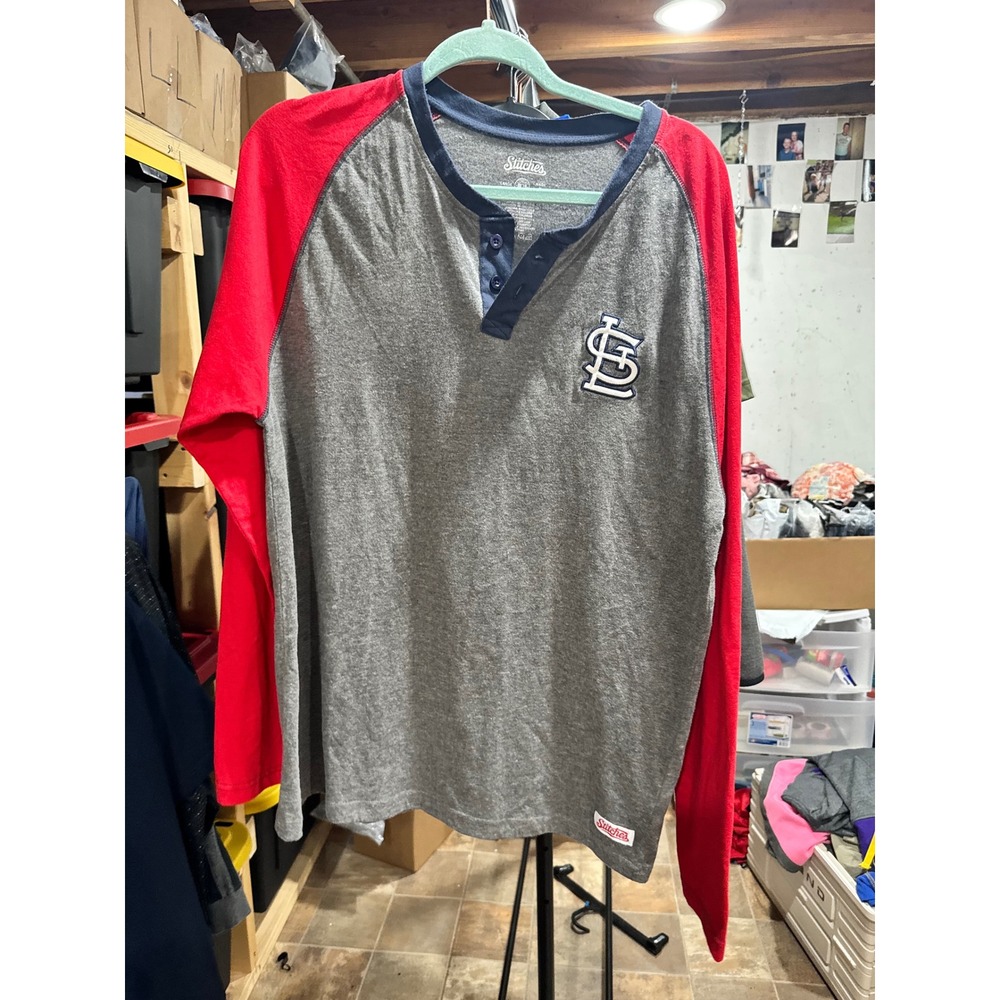 Stitches St. Louis Cardinals MLB Henley Shirt WomensLarge Red Gray Raglan Sleeve